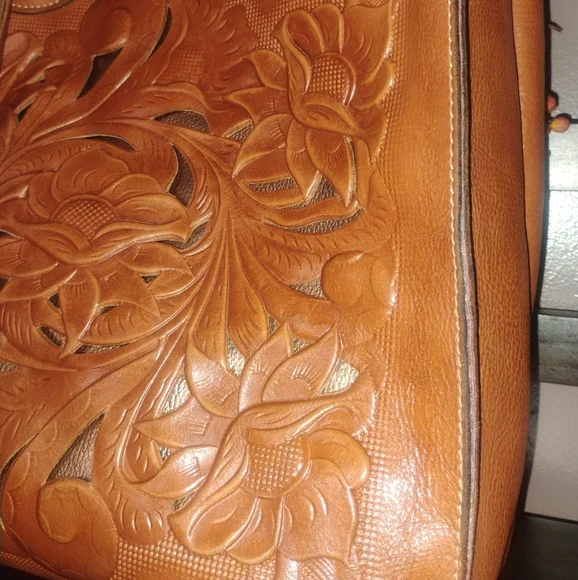 Patricia Nash Cut Out Tooling Cavo Collection Tote in Cinnamon Leather - Picture 5 of 16